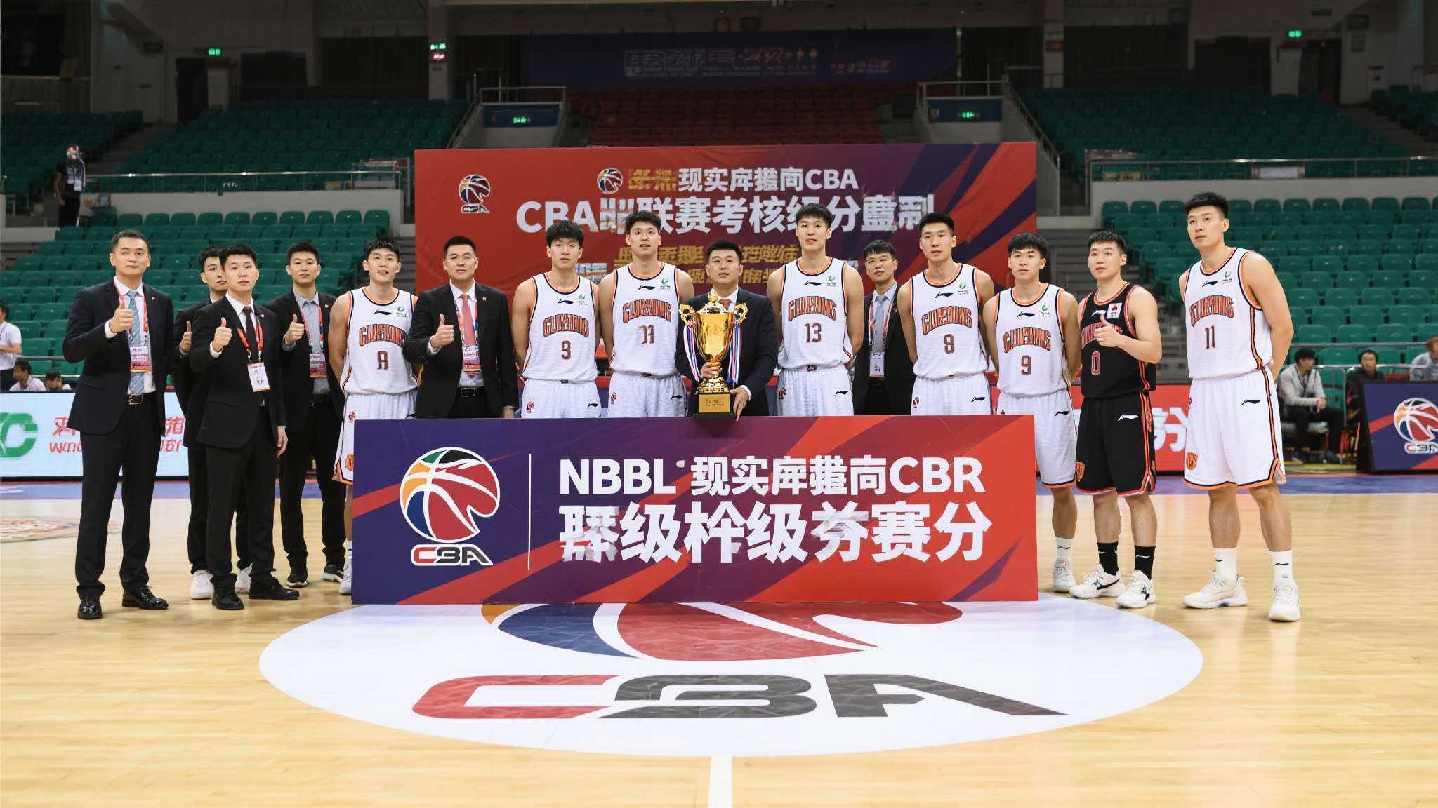 香港金牛创NBL三连冠引热议!媒体人:自成立至今的目标一直是CBA